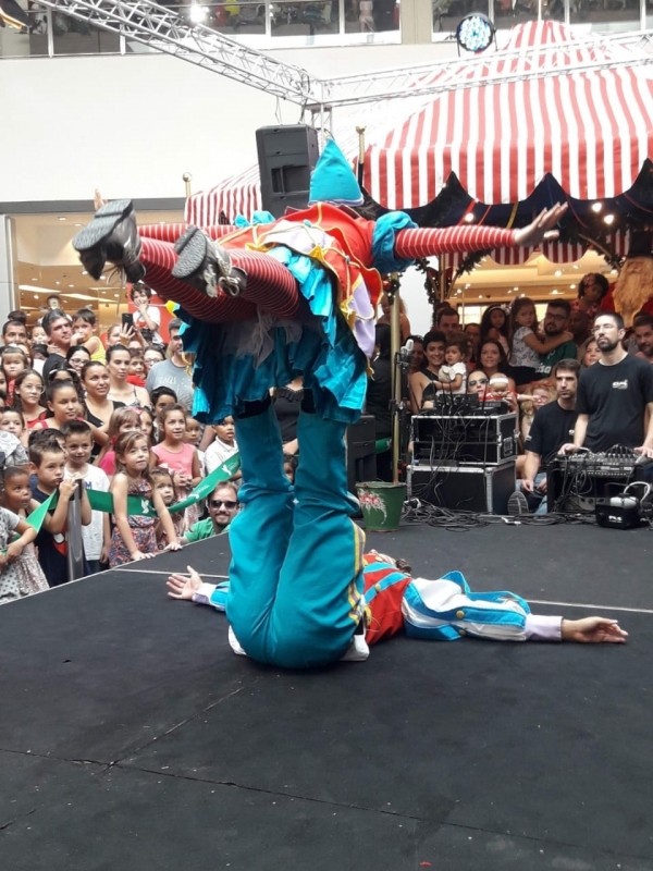 Contratar Evento Circense com Mágico São Sebastião - Evento Circense com Equilibrista