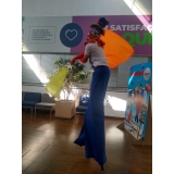 evento circense com perna de pau valores Mooca